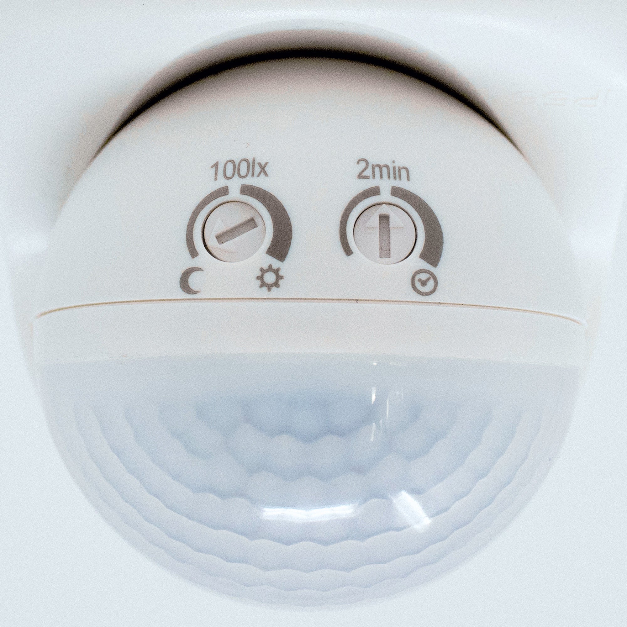 THEBEN 1030206 PIRA TO AP Pohybové čidlo, venkovní, nástěnná montáž, půlkruhový rozsah detekce 180°,  bílé