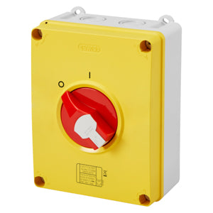 Gewiss SCHALTER - HP - NOT-AUS - ISOLIERMATERIALGEHÄUSE - 80A 3P+N - ABSCHLIESSBAREN ROTEN DREHGRIFF - IP66/67/69
